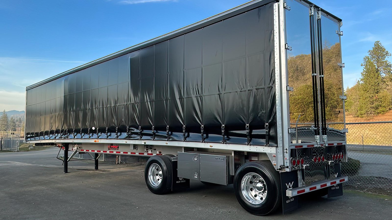 Curtain Side Trailer